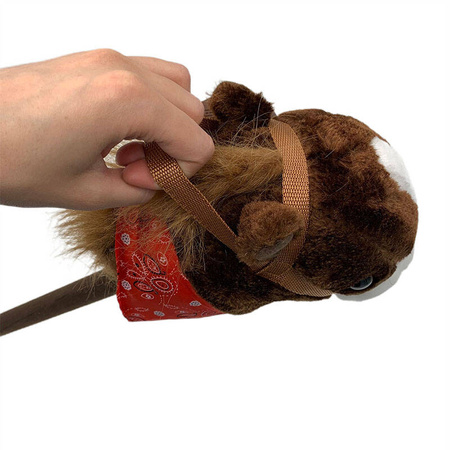 Głowa konia z CZERWONĄ CHUSTKĄ na kiju BRĄZOWY 70 cm dźwięk HOBBY HORSING