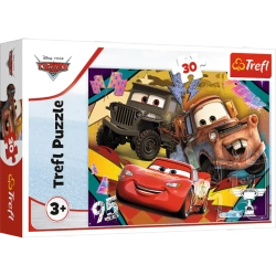 Puzzle 30 elementów Rozpedzone samochody Disney Cars Trefl
