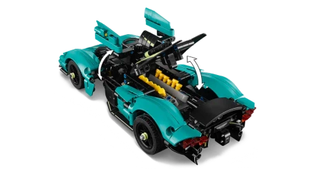 LEGO 42208 Technic Aston Martin Valkyrie 