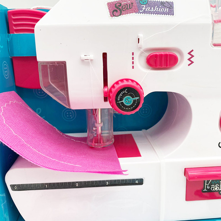 Maszyna do szycia dla dzieci ze światełkiem i różnymi funkcjami bezpieczna