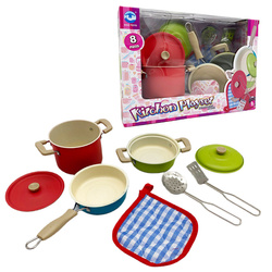 Zestaw kuchenny metalowo plastikowy 8 elementów garnki patelnie