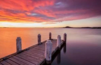 MALOWANIE PO NUMERACH JEZIORO ILLAWARRA POMOST 50X40 Z RAMĄ ZACHÓD SŁOŃCA