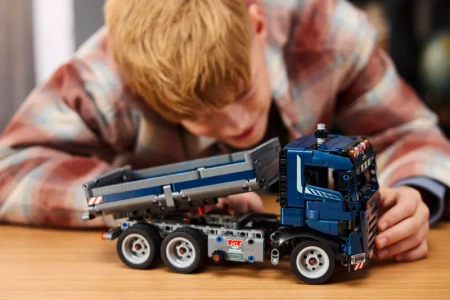 LEGO Technic 42203 Wywrotka z przechylaną skrzynią