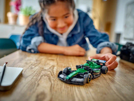 LEGO Speed Champions 77245 Bolid F1 Aston Martin Aramco AMR24